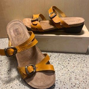 Taos Sandals, burnt gold, size 36